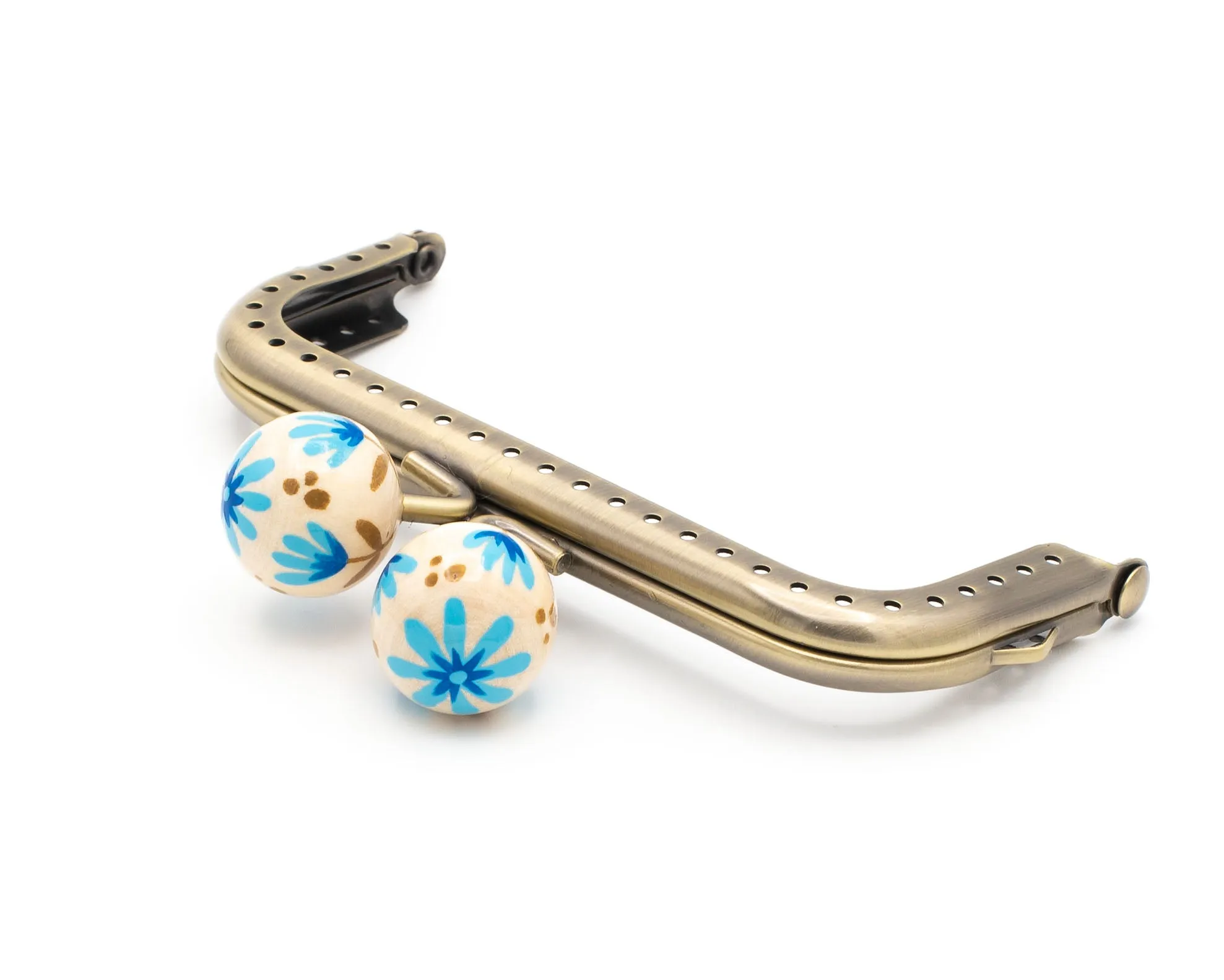 Boquilla para monedero FLORES AZULES con bolas de madera pintadas a mano. Cuadrada, 10.5cm.