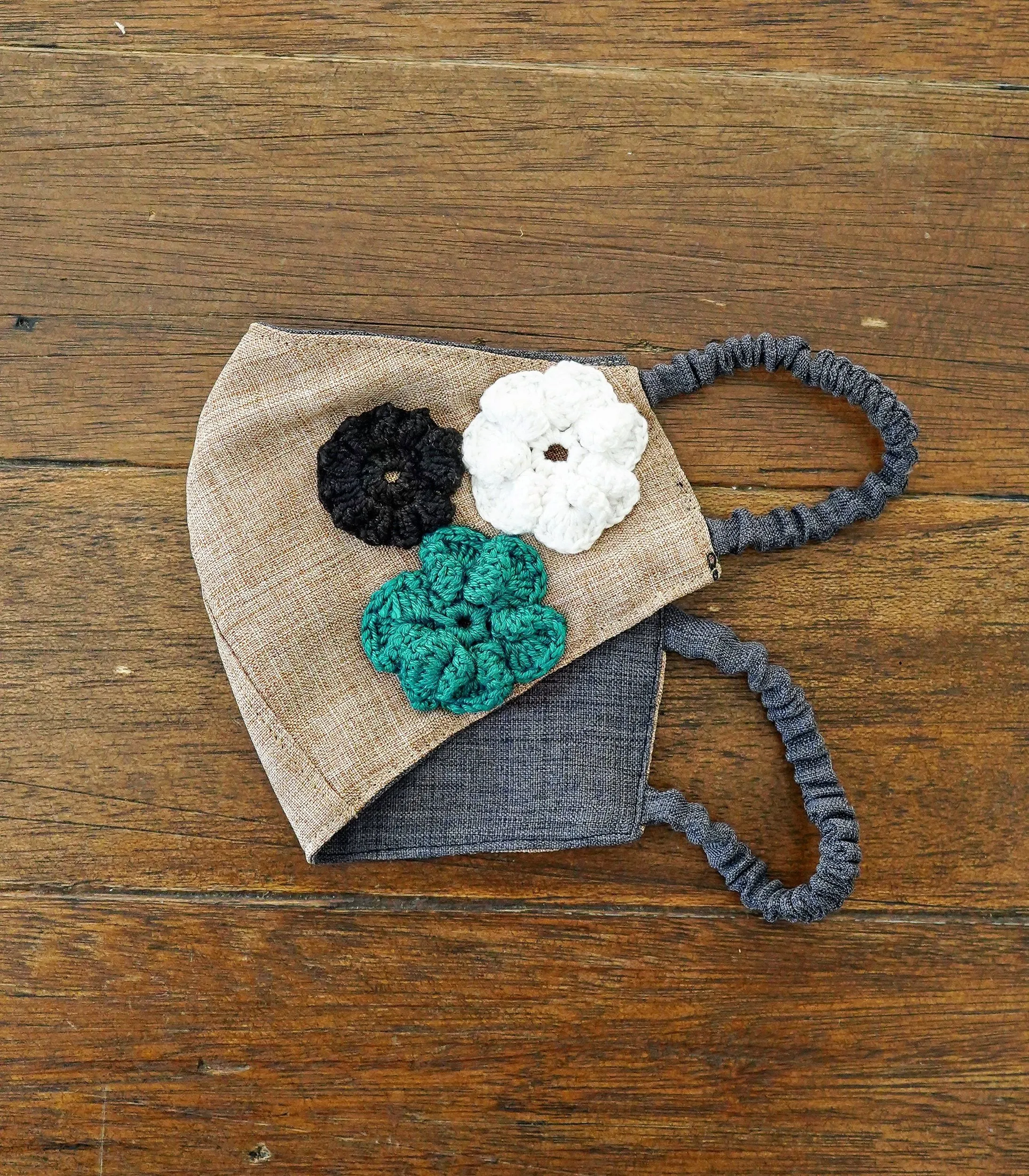 STU x Aretes de Mim Handcrafted Face Mask