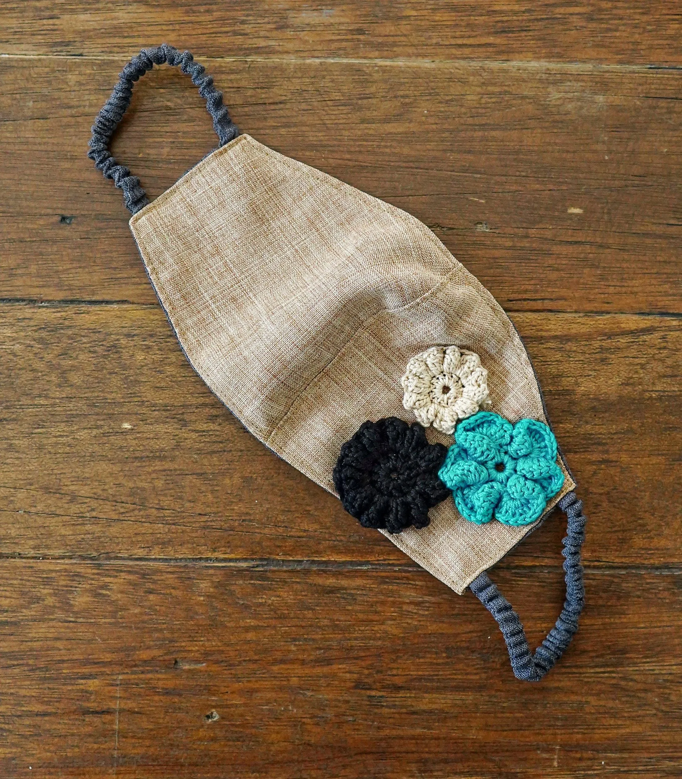 STU x Aretes de Mim Handcrafted Face Mask