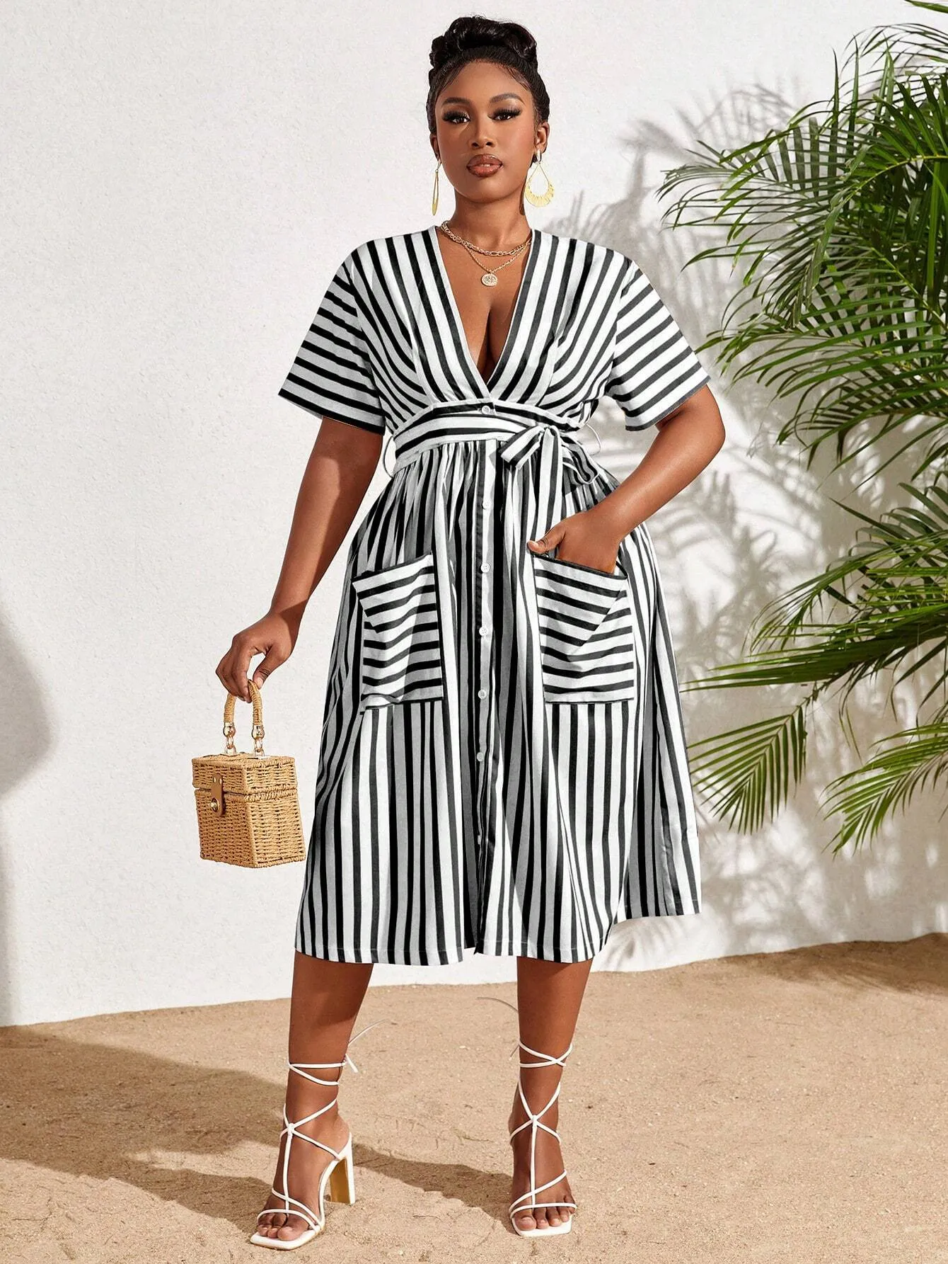 Vestido Casual Listrado Floral com Decote em V Com Bolso - Cisa