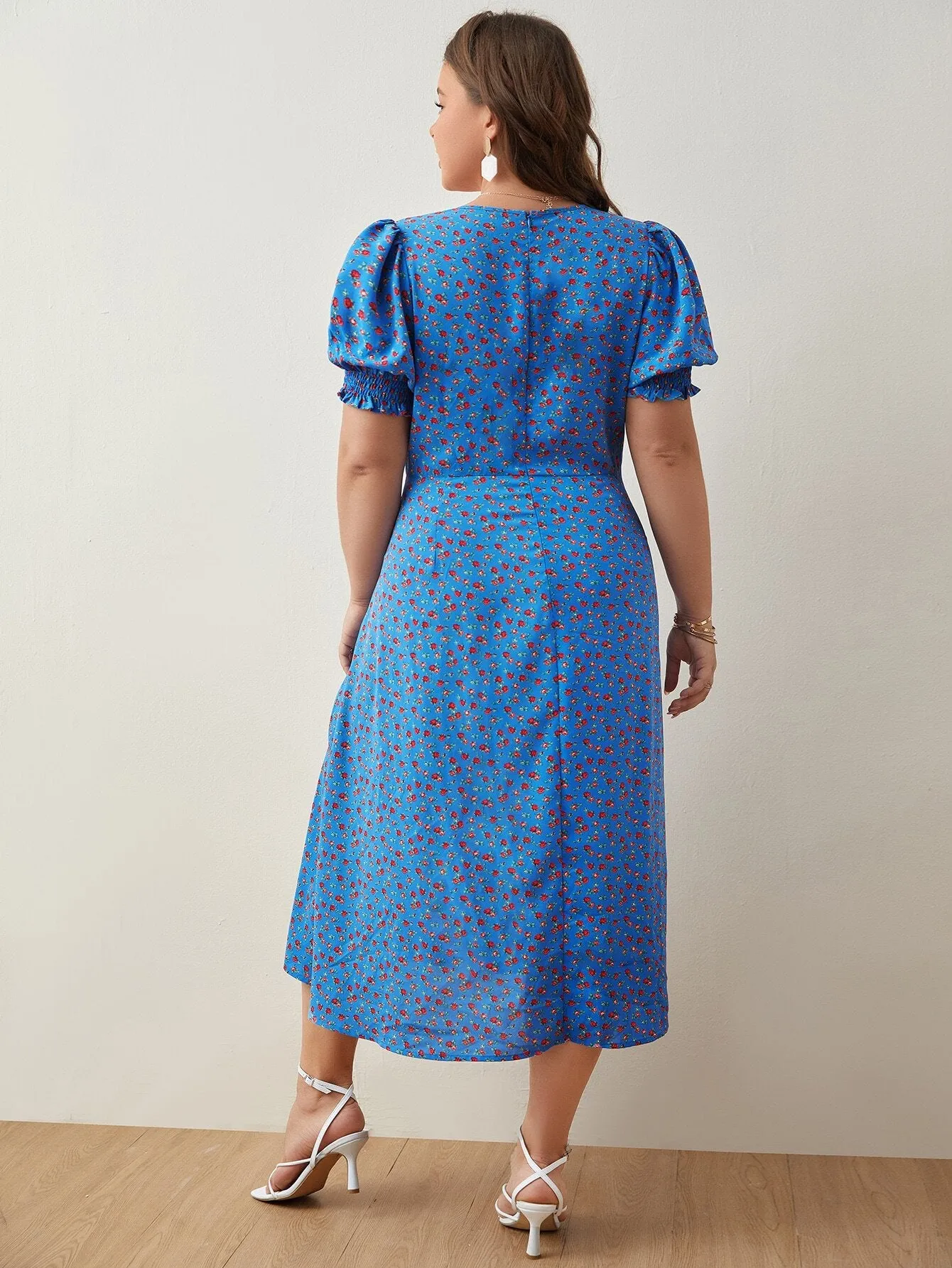 Vestido Florido Com Busto Franzido De Fenda - Caroline